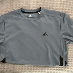 Short Sleeve Adidas Men’s Small Athletic Shirt